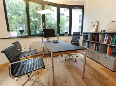 Praxisräumlichkeiten Sprechzimmer Praxisklinik Dr. Blesse - Ästhetisch-Plastische Chirurgie Bielefeld